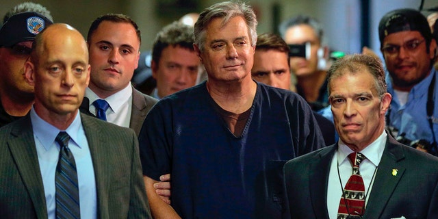 Op deze bestandsfoto van 27 juni 2019 arriveert Paul Manafort voor de rechtbank in New York.