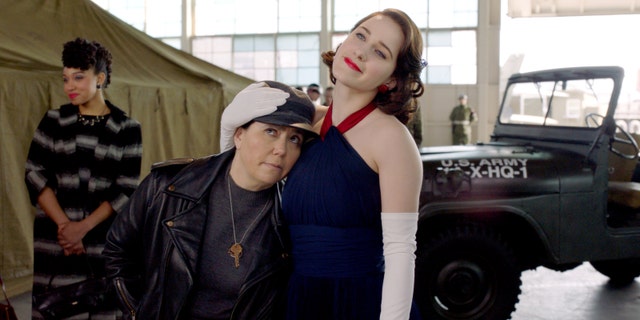 (L - R): Alex Borstein as Susie and Rachel Brosnahan as Midge