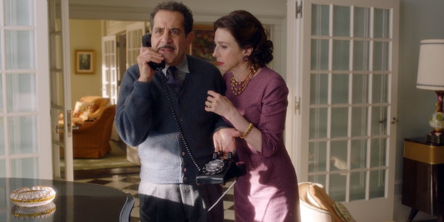 (L - R): Tony Shalhoub as Abe Weissman and Marin Hinkle as Rose Weissman
