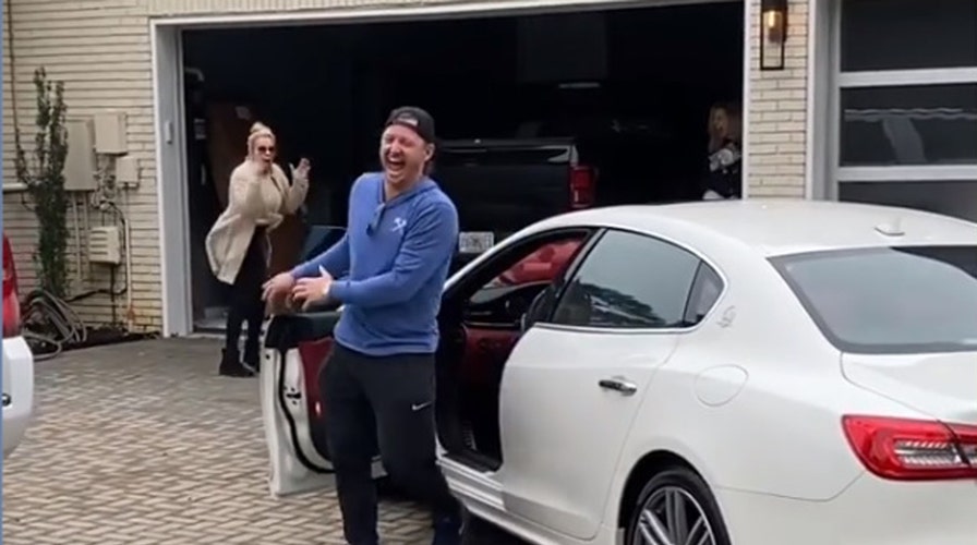 VIDEO: MLB free agent buys his mom a Maserati after she quit smoking