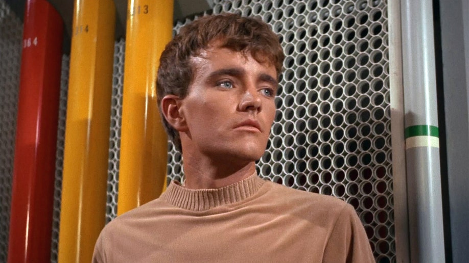 Robert Walker Jr., best known for a classic early Star Trek episode and as the son of Hollywood stars Robert Walker and Jennifer Jones, died at age 79.