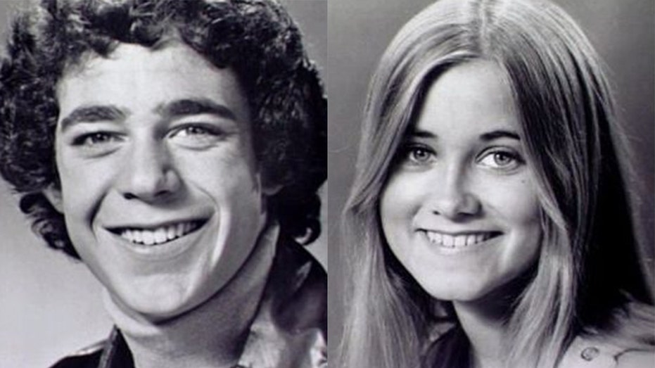 maureen mccormick y barry williams se besan