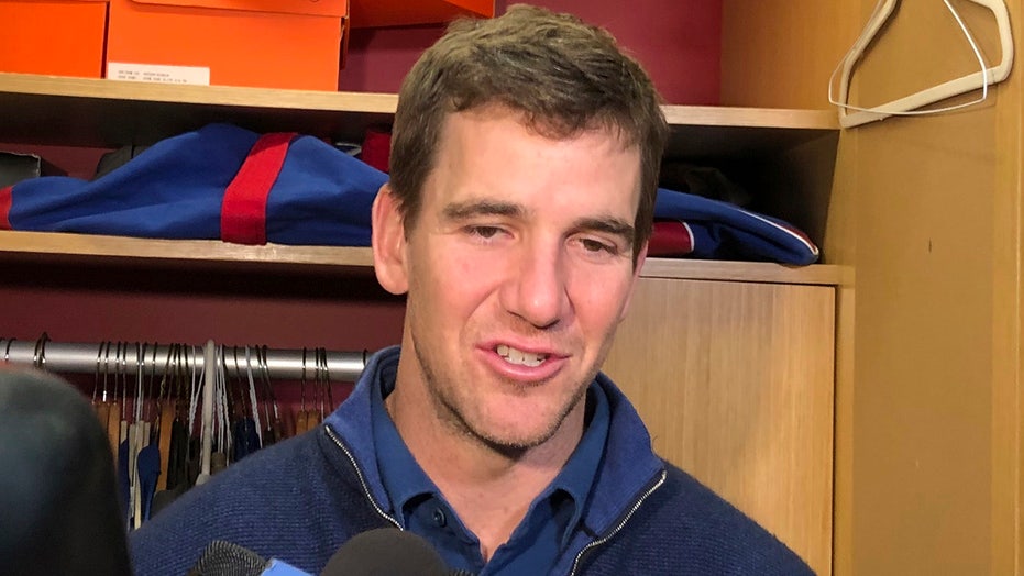Eli Manning couldn’t resist jab at Tom Brady in Giants Father’s Day video