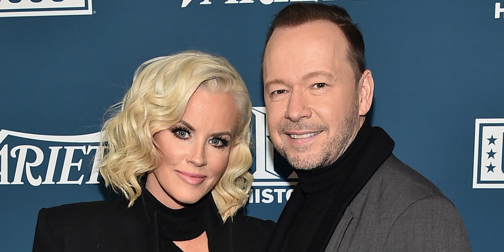 Donnie Wahlberg On Super Bowl Liv Plans Marriage To Jenny Mccarthy We Re Real People Fox News