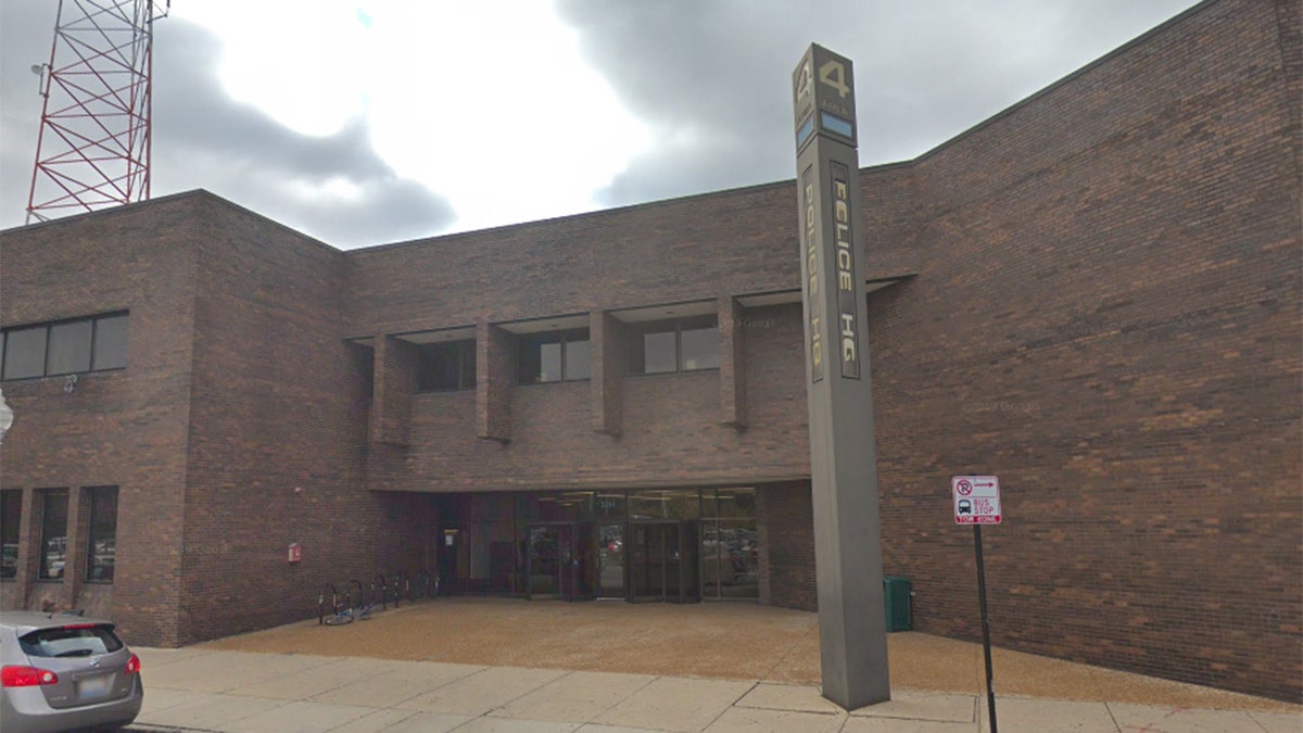 Lawndale police station in Chicago.