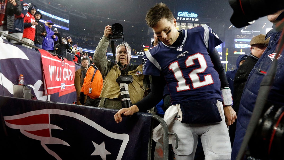 New England Patriots offer Tom Brady one-year contract for less than  previous season: report | Fox News