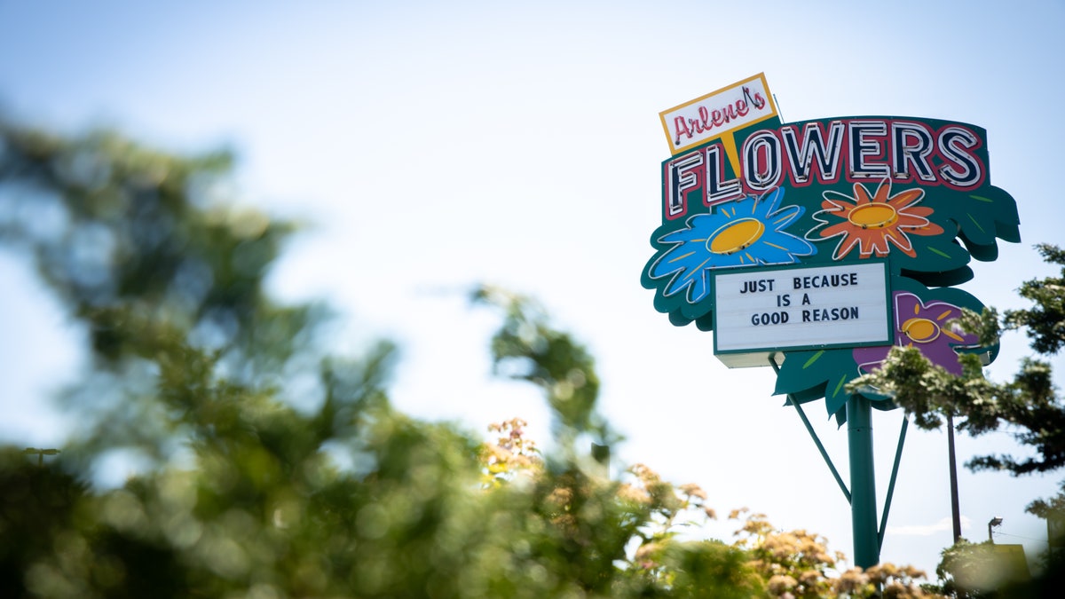 Arlene's Flowers, Richland, Wash.