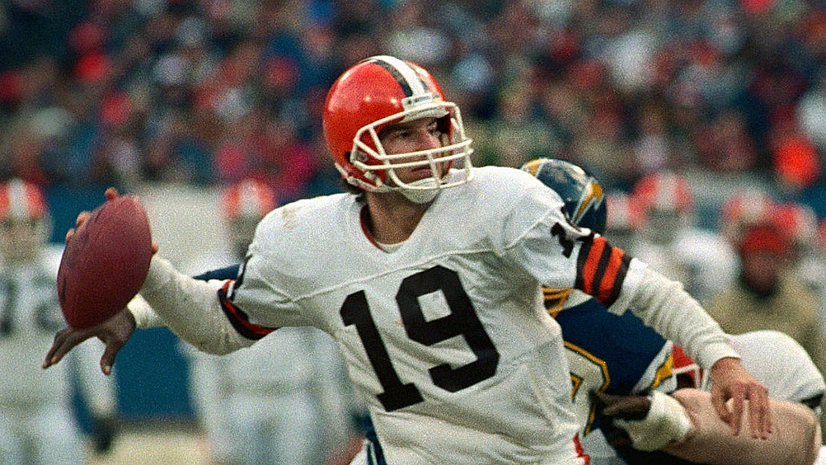 Bernie Kosar was one of the best quarterbacks the Browns have seen in years. (Getty Images)