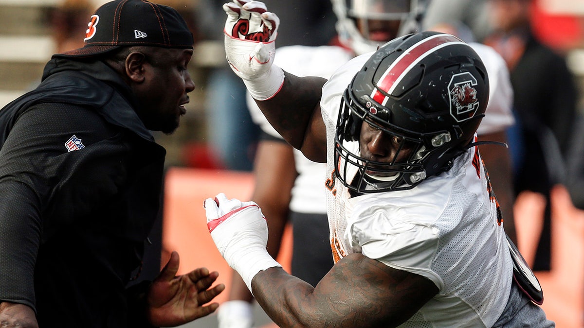 South Carolina's Javon Kinlaw of the South squad runs drills during practice for the Senior Bowl Wednesday, Jan. 22, 2020, in Mobile, Ala. (AP Photo/Butch Dill)