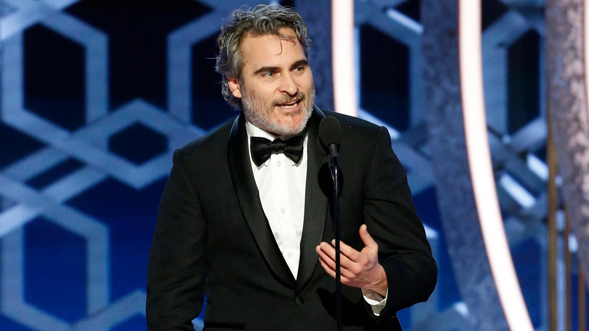 Actor Joaquin Phoenix called out fake Hollywood climate activists during his Golden Globes acceptance speech. 