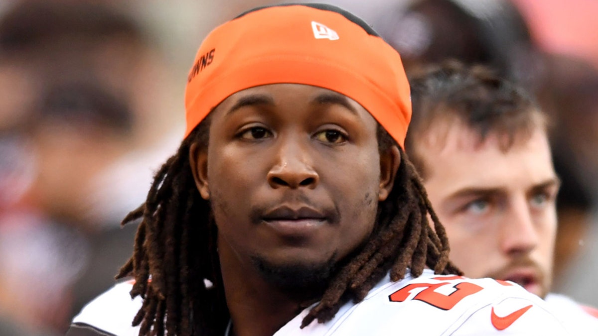 Browns' Kareem Hunt cited for speeding, marijuana in car