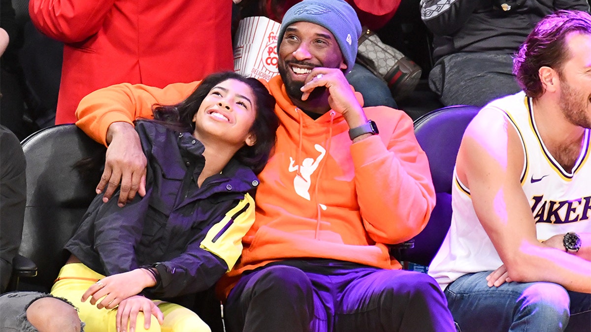 Kobe bryant and his daughter online