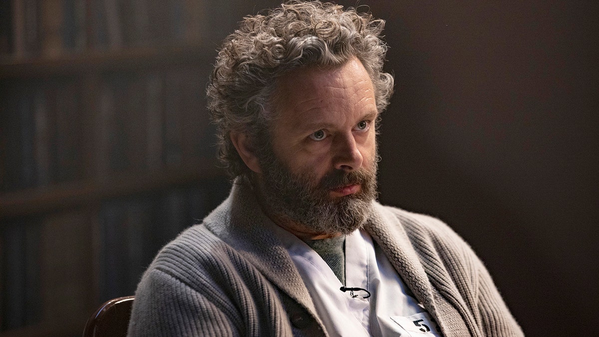 Michael Sheen explained that it's difficult to leave his serial killer role at work.