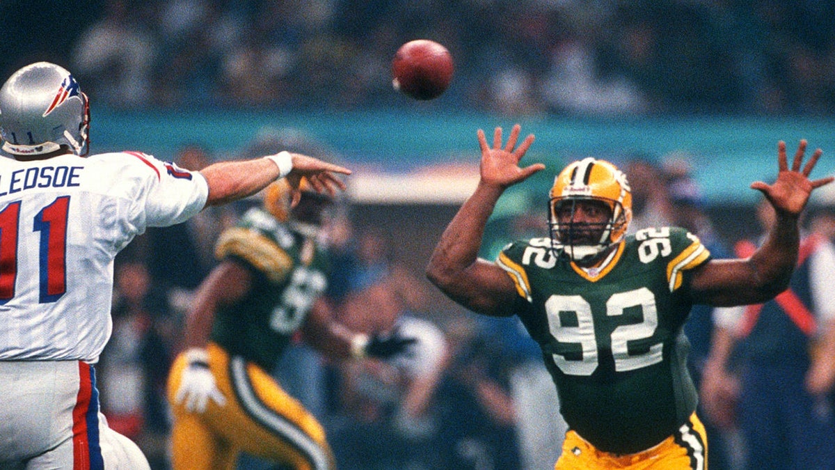Reggie White only won one Super Bowl in his career. (Photo by Focus on Sport/Getty Images)