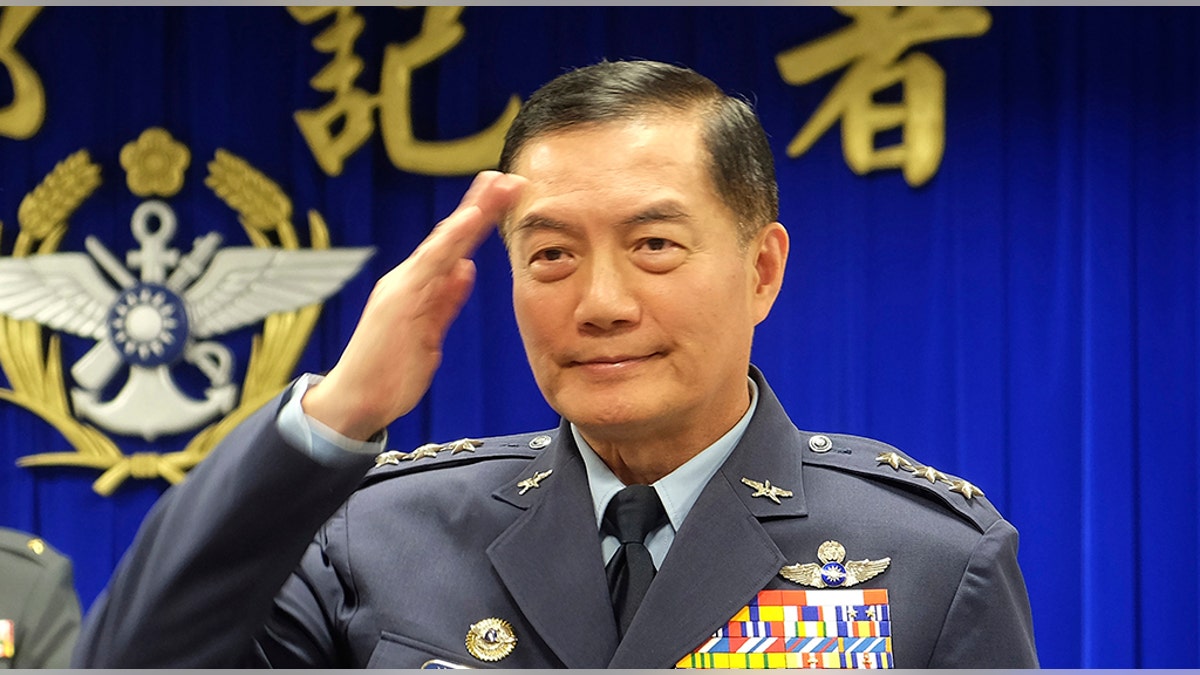 Top Taiwanese military official Shen Yi-ming salutes as he is introduced to journalists during a news conference in Taipei, Taiwan, March 7, 2019. (Associated Press)