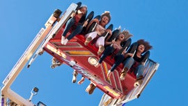 Travel firm hiring 'Theme Park Tester' to go visit Florida for 3 weeks, have a blast, earn $3,900