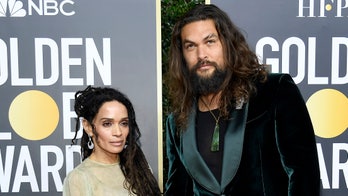Jason Momoa ditches suit for tank top at Golden Globe Awards — and fans are loving it