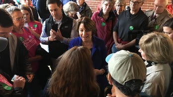 Klobuchar posts her best fundraising quarter to date