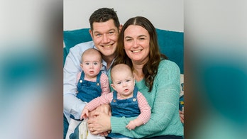 Cervical cancer survivor, 41, gives birth to 'miracle twins’: 'I feel incredibly lucky’