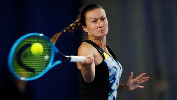 Tennis player forced to quit Australian Open qualifier after suffering coughing fit due to smoke from wildfires