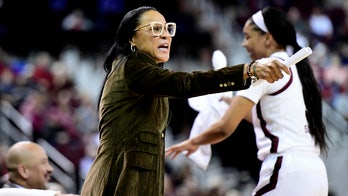 South Carolina new No. 1 in women's Top 25 after 1-2-3 lost