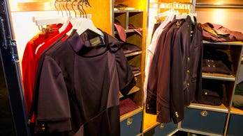 Delta employees say uniforms are still causing skin irritation and breathing problems, file lawsuit