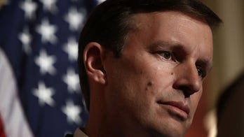 Connecticut Sen. Murphy addresses student-athlete pay issue during NFL Draft