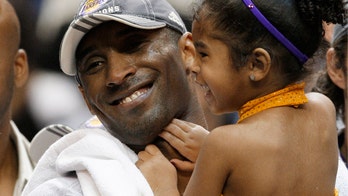 Kobe Bryant's death in helicopter crash sparks condolences from both sides of political aisle