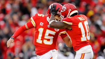Tyreek Hill's first impression of Chiefs quarterback Patrick Mahomes: 'I thought he was trash'