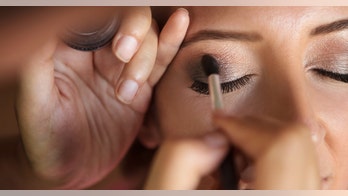 TikTok user mocks influencers in hilarious videos