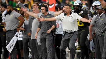 No. 11 Oregon carries high expectations in Pac-12
