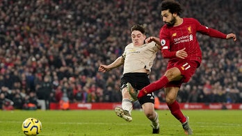 Liverpool fans already celebrating title after United win