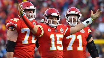 Brett Favre sees some of his own traits in Mahomes