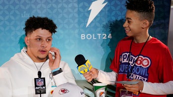 Super Bowl LIV: Patrick Mahomes has sweet interaction with young reporter at media event