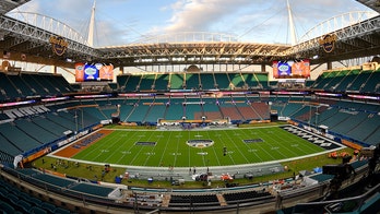 Dolphins to limit fans at stadium despite Florida governor's clearance for full capacity