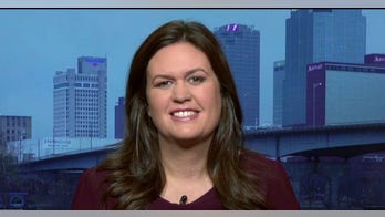 Sarah Sanders: Pelosi's stalling continues to show impeachment nothing more than 'political play'