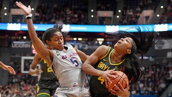 Baylor ends No. 1 UConn's 98-game home win streak