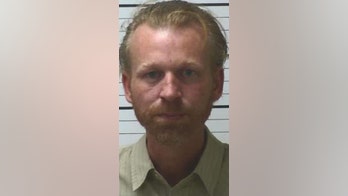 Georgia man arrested for watching porn, touching himself at Applebee's restaurant