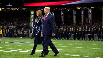 President Trump, Melania Trump cheered by crowd at LSU-Clemson national championship game