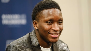 Oladipo backtracks on sitting out rest of season with Pacers