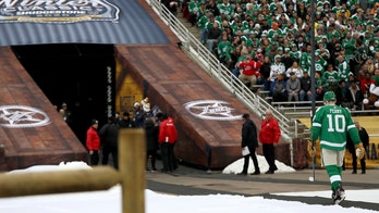 Dallas Stars' Corey Perry gets first-ever Winter Classic ejection after elbowing Nashville Predators' Ryan Ellis