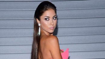 UFC ring girl Arianny Celeste sizzles in tiny bikini in Mexico