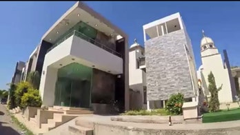 New video: Lavish graveyard of Mexican drug lords and hit men