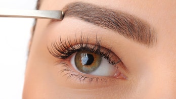 Teen stops trimming unibrow, says she's now inundated with dating requests