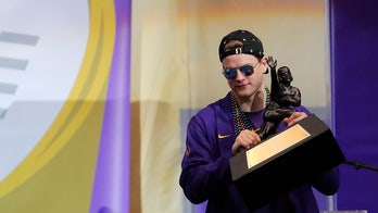 LSU title parade draws massive crowds