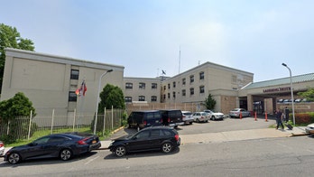 2-month-old twins in New York City homeless shelter die after father finds them not breathing