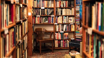 Texas bookstore owner shares letter from customer claiming mask requirements will lead to new 'Jim Crow'