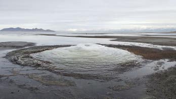 Rare 'Martian' mineral mounds appear in Utah's Great Salt Lake