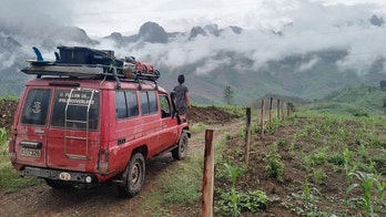Couple moves 40,000 km from New Zealand to UK with their Toyota Land Cruiser