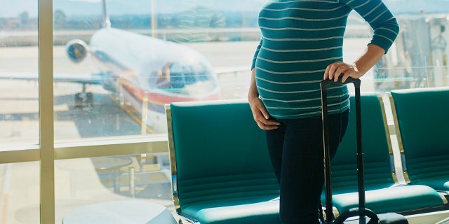 Doctors and airlines advise women who are in the late stages of pregnancy to avoid air travel.